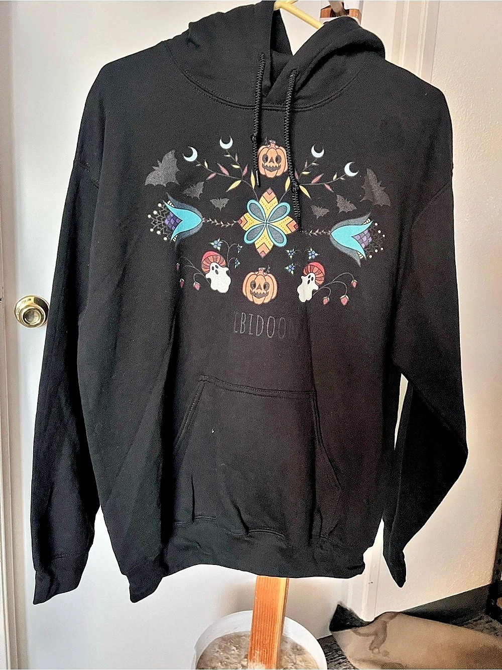 Gildan Graphic Hoodie Black Size Medium